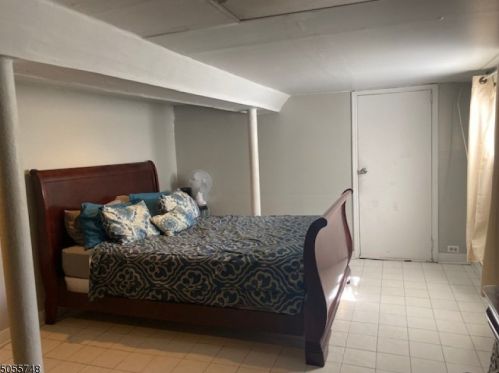 25 Columbus Ave, Belleville NJ 07109-2018 exterior