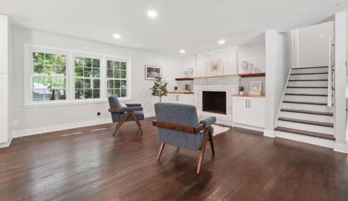 2022 Deren Way, Atlanta GA  30345-3710 exterior