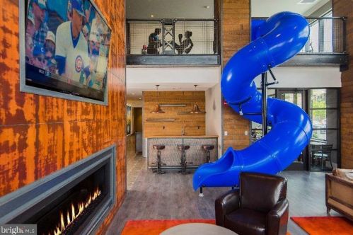 234-250 Columbus Blvd, Philadelphia PA  19106-0039 exterior