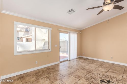 812 Chambers St, Phoenix AZ 85040-9061 exterior