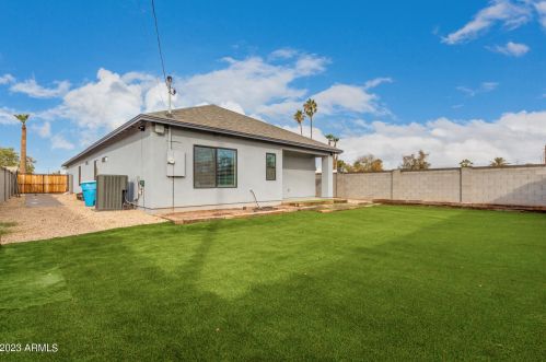 2229 Cambridge Ave, Phoenix AZ  85006-1321 exterior