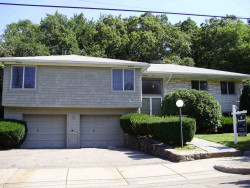 72 Nardell Rd, Newton, MA 02459-2821