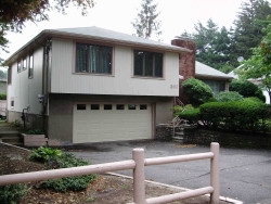 360 Brookline St, Newton, MA 02459-3137