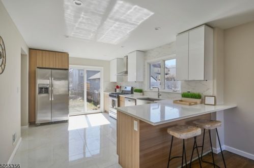 19 Elmwood Ave, Belleville NJ  07109-2306 exterior