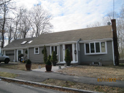 25 Lucille Pl, Newton, MA 02464-1210