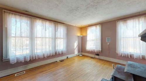 266 Pleasant St, West Bridgewater MA 02379-1509 exterior