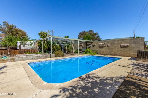 4400 15th Ave, Phoenix AZ 85015-4755 exterior