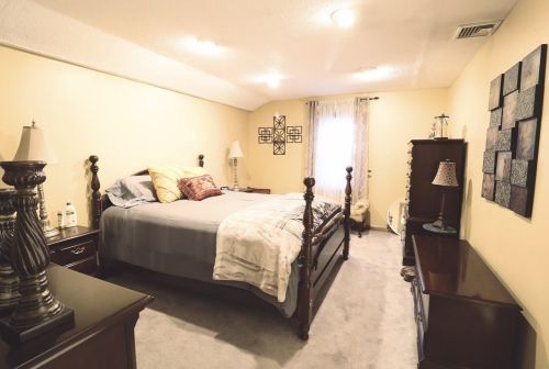 39 Villa Ave, Everett MA 02149-3820 exterior