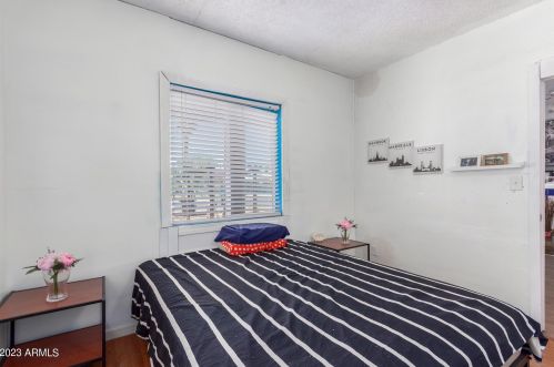 2209 Adams, Phoenix AZ 85009-5234 exterior