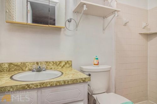 1345 Earle Ct, Conyers GA exterior