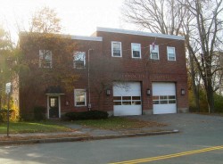 755 Dedham St, Newton, MA 02459-3309