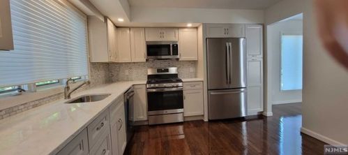 20 Mahan St, Tenafly NJ  07670-1821 exterior