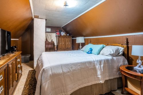 432 Howard St, Lawrence MA 01841-2306 exterior