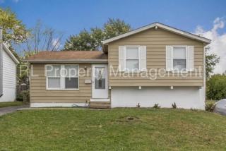 632 Oak Hollow Ct, Columbus OH  43228-2720 exterior