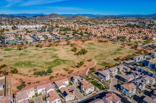 964 Anderson Ave, Phoenix AZ 85023-2208 exterior