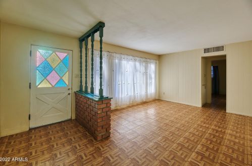 4234 42nd Pl, Phoenix AZ  85018-4290 exterior