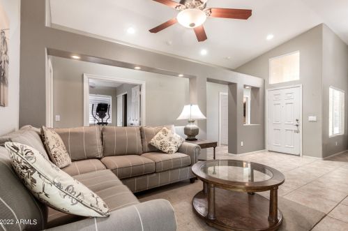 16630 29 St, Phoenix AZ 85032-3726 exterior