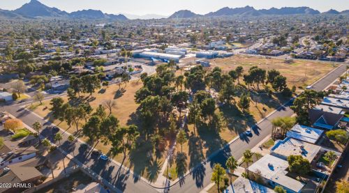 11605 37 Pl, Phoenix AZ 85050-2699 exterior