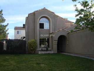 912 Saddle Horn Dr, Henderson, NV 89002-9535