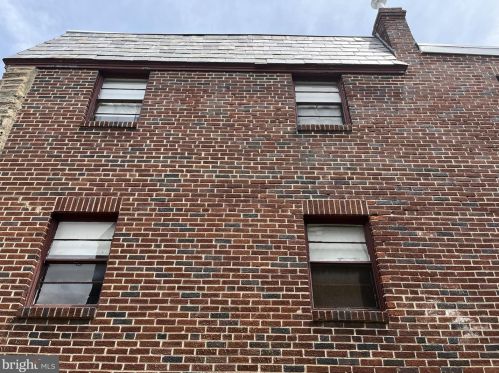 1022 Dorset St, Philadelphia, PA 19150-3102