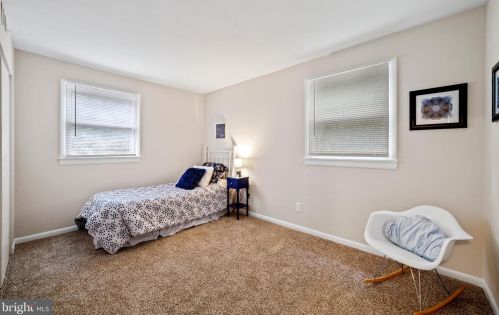 21 Williams Ave, West Deptford NJ  08096-5596 exterior