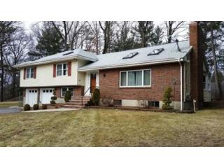 9 Jensen St, Lynnfield MA  01940-2637 exterior