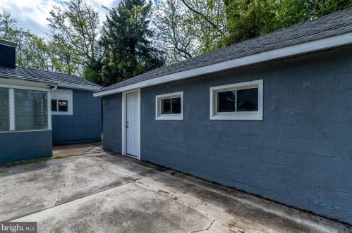 246 Queen St, West Deptford NJ  08096-2254 exterior