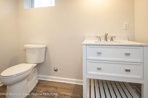 333 Harding Rd, Little Silver NJ exterior