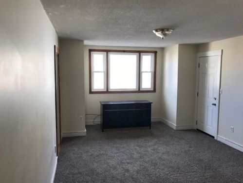 49 Hamlet St, Fall River MA 02724-3344 exterior