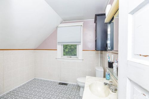 5 Central Ave, Dover NJ 07803-2432 exterior