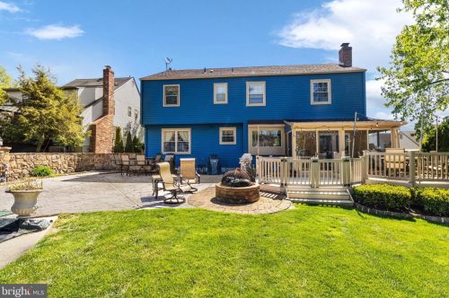 50 Tattersall Dr, West Deptford NJ 08051-1712 exterior