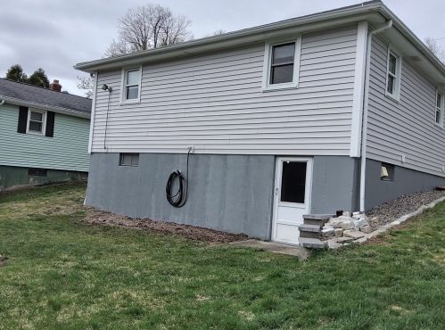 20 Doris St, Worcester MA 01606-1308 exterior