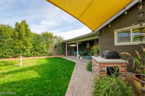 2728 Amelia Ave, Phoenix AZ 85033-3405 exterior