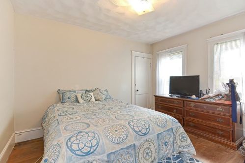 49 Reed Ave, Everett MA 02149-3940 exterior