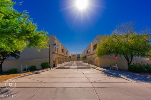 15818 25th St, Phoenix AZ 85032-3536 exterior