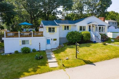 181 Idlewell Blvd, Weymouth, MA 02188-3130