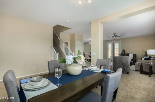 1668 Cielo Grande Ave, Phoenix AZ 85024-7554 exterior