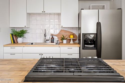 10824 12th St, Phoenix AZ  85020-1131 exterior