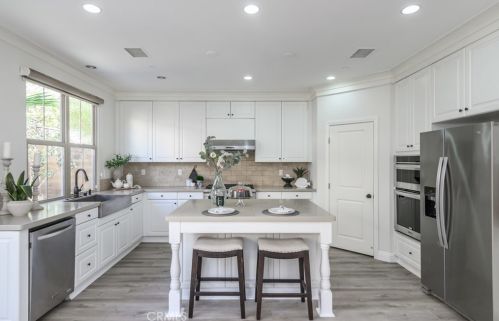 63 Parkdale, Irvine CA 92620-2167 exterior