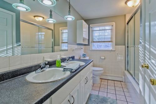 85 Chestnut Ln, Agawam MA 01001-3509 exterior