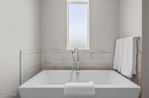 3404 25th St, Phoenix AZ  85016-7408 exterior