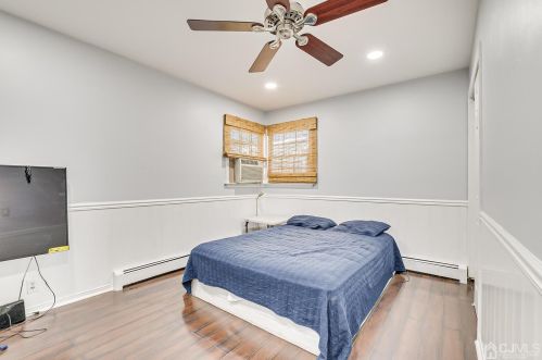 47 Arthur Ave, Carteret NJ  07008-2463 exterior