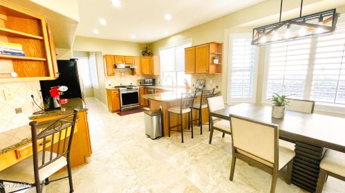 1736 Cathedral Rock Dr, Phoenix AZ 85048-9136 exterior