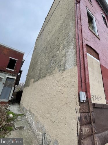 1923 20 St, Philadelphia PA 19145-2801 exterior