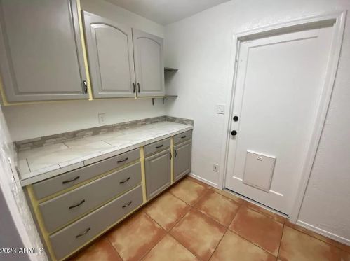 3308 Clarendon Ave, Phoenix AZ 85033-4024 exterior