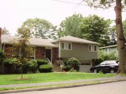 119 Dedham St, Newton, MA 02461-2135