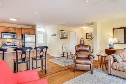 20 Locust Rd, Eastham MA 02642-2460 exterior