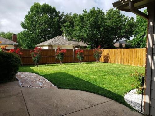 1928 Hawken Dr, Plano TX 75023-1761 exterior