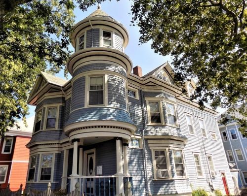 724 Brock Ave, New Bedford, MA 02744-2356