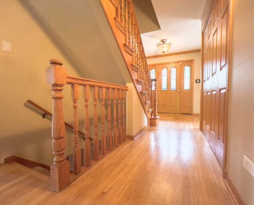 1240 131 Ct, Lemont IL exterior